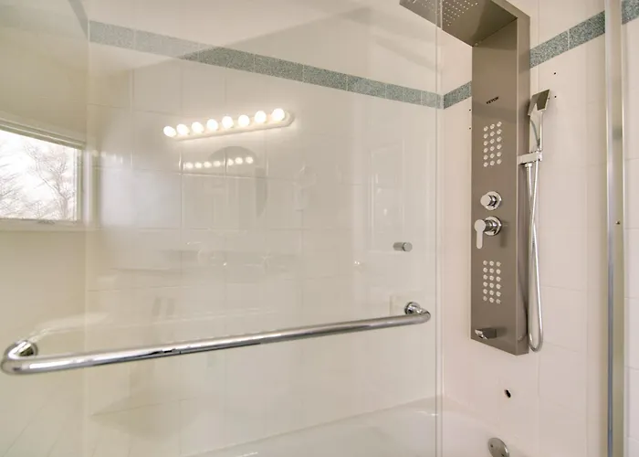 Relaxing Sauna: Hoffman Estates In Elgin! Villa